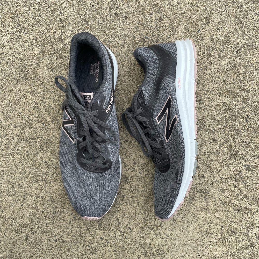 New Balance 635 v2 Ultra Soft Compfort Shoes Women's size 9